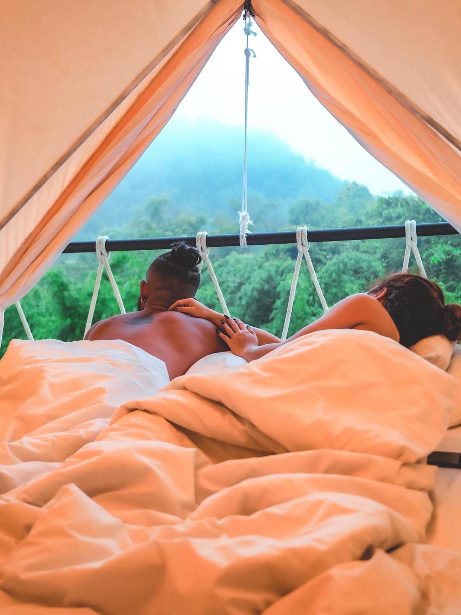 Tanoshi Glamping In Khao Sok Hotel Khao Sok National Park Ngoại thất bức ảnh